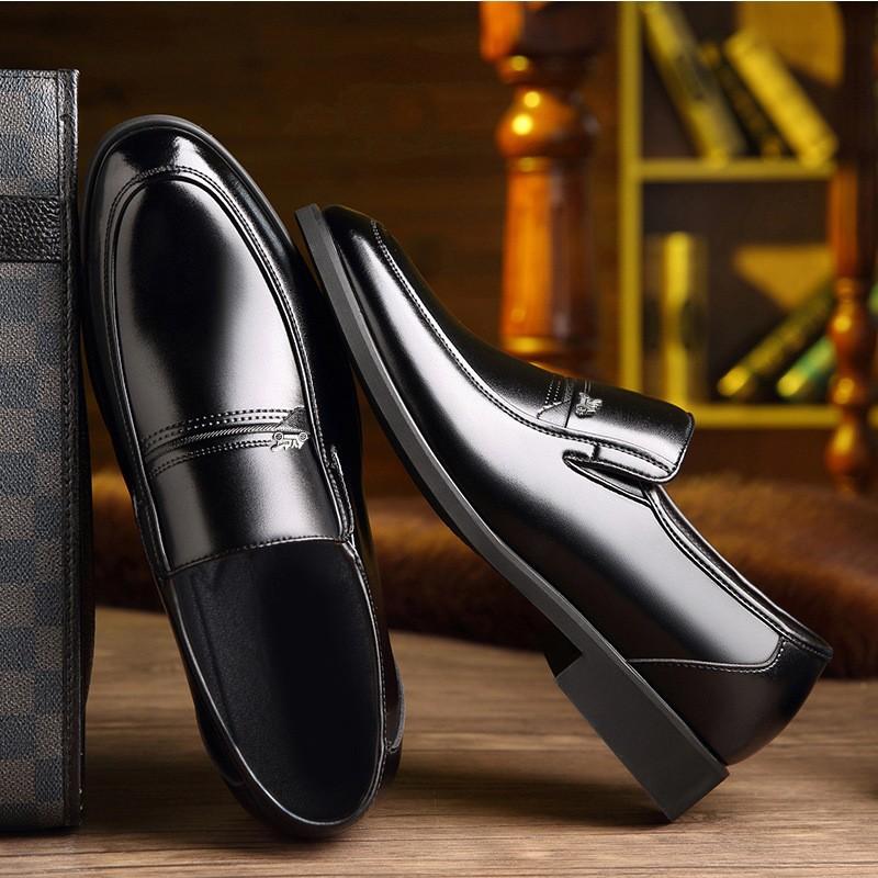 Breathable dad's shoes