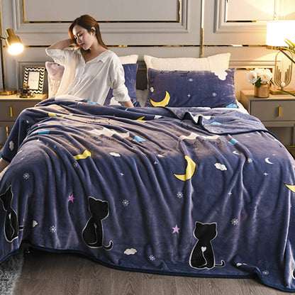 Factory direct selling blanket Thickened flannel blanket Coral fleece blanket Event gift gift box Four Seasons Blanket Wholesale