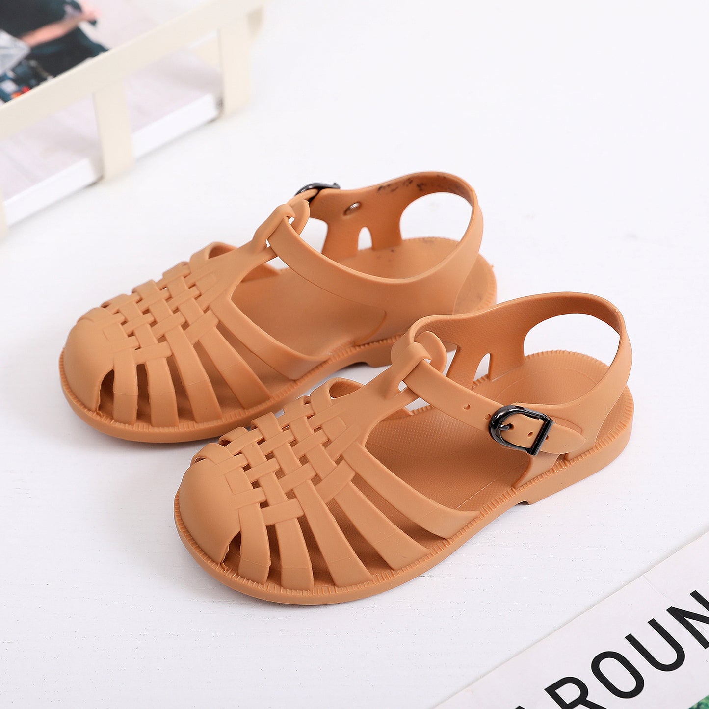 Children's Baotou sandals spring and summer boys and girls soft bottom hollow hole shoes flat jelly shoes baby toddler shoes