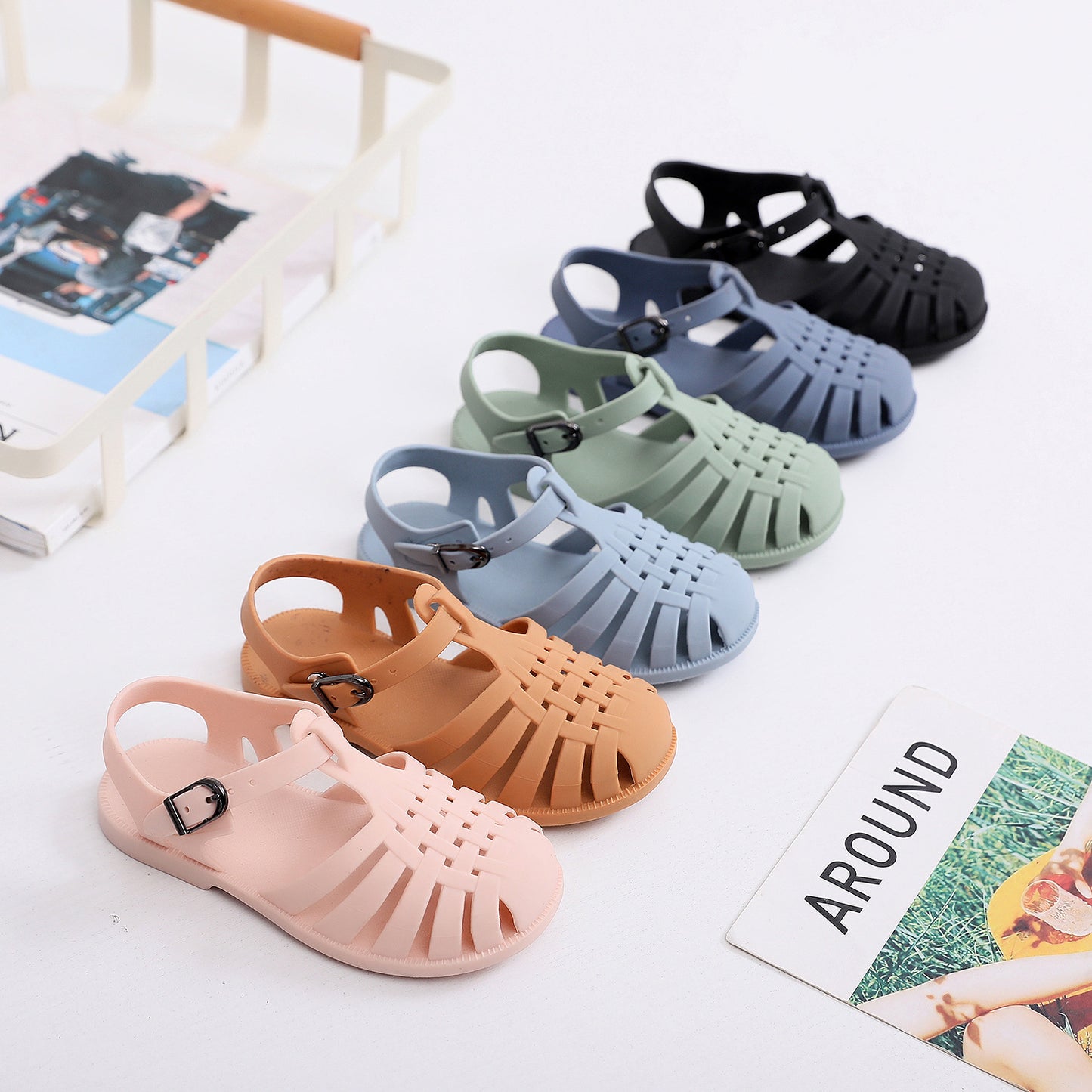 Children's Baotou sandals spring and summer boys and girls soft bottom hollow hole shoes flat jelly shoes baby toddler shoes
